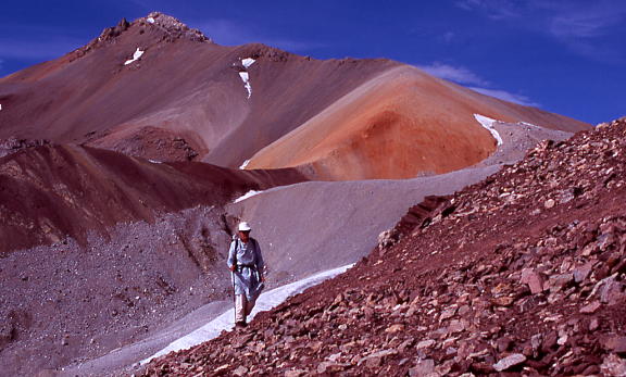 2005 Kimberley O'Neil approaching Irshad Uween on the Afghanistan-Pakistan border