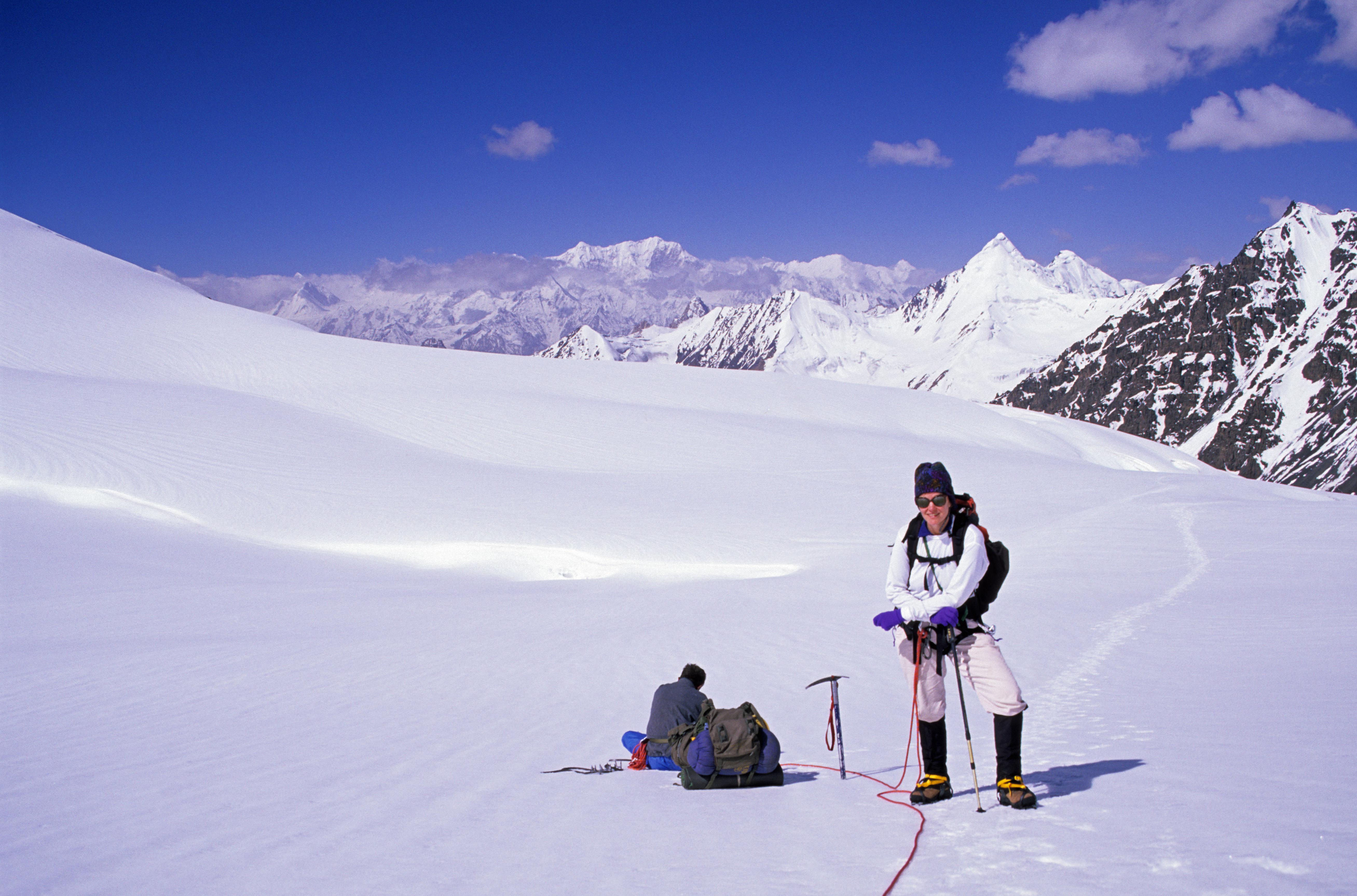 2000 Kimberley O'Neil on Mai Dur Pass (5,700 metres), Shimshal, Gojal, Northern Pakistan